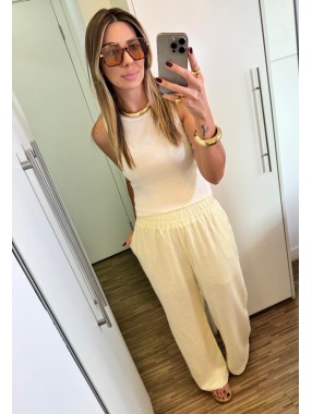 Calça pantalona de linho 