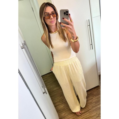 Calça pantalona de linho 